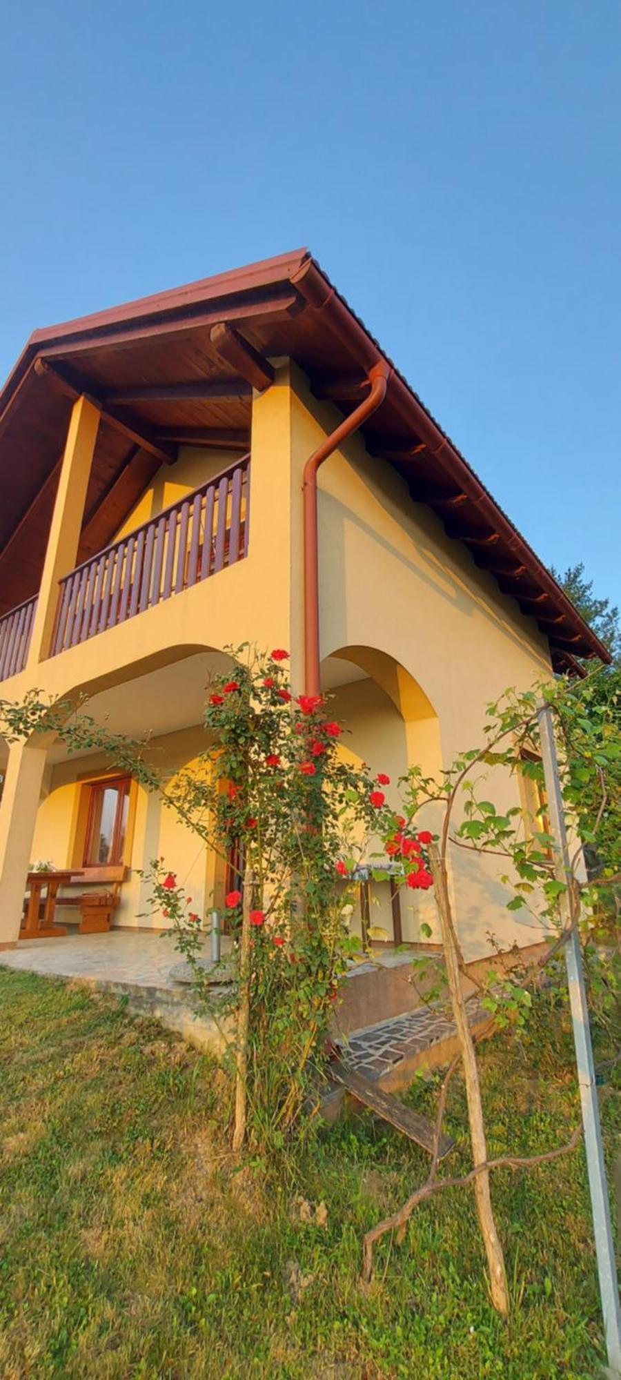 Holiday House And Apartments Vale Дуга-Реса Экстерьер фото